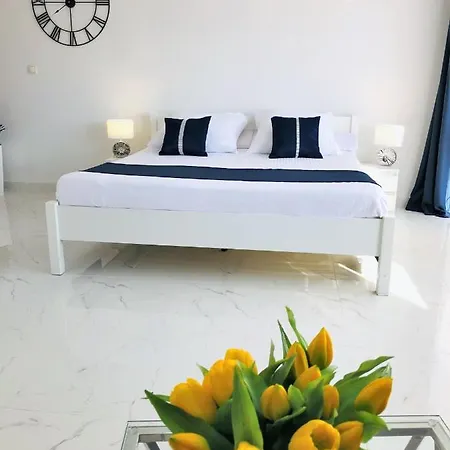 Kaliny Apartamenty Wanny Z Hydromasazem Chorzow Exterior photo